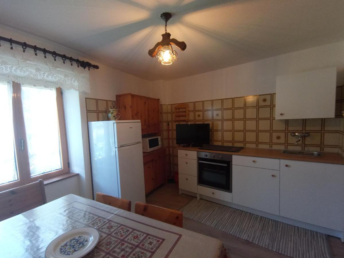 Apartmán Casa Ciclamino Serrada Exteriér fotografie